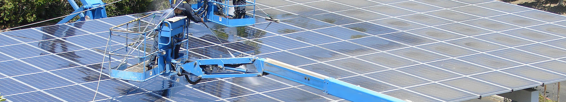 Pranje solarnih panelov